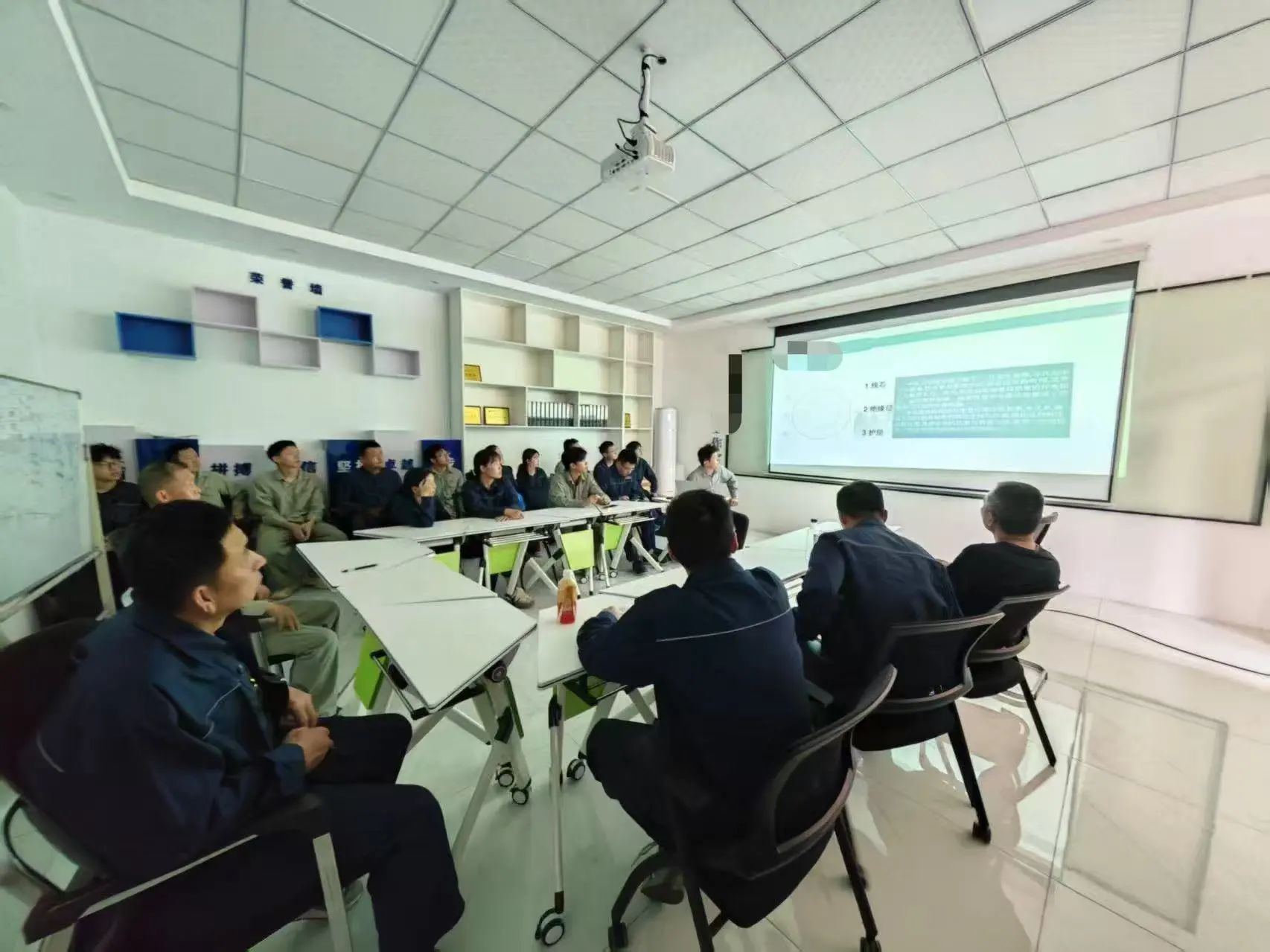 <a href='http://m.doggyphat.com/Ppzq/ersted.html'>電纜故障定位儀</a>檢測培訓